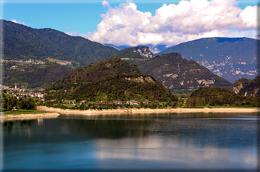 foto Lago del Corlo